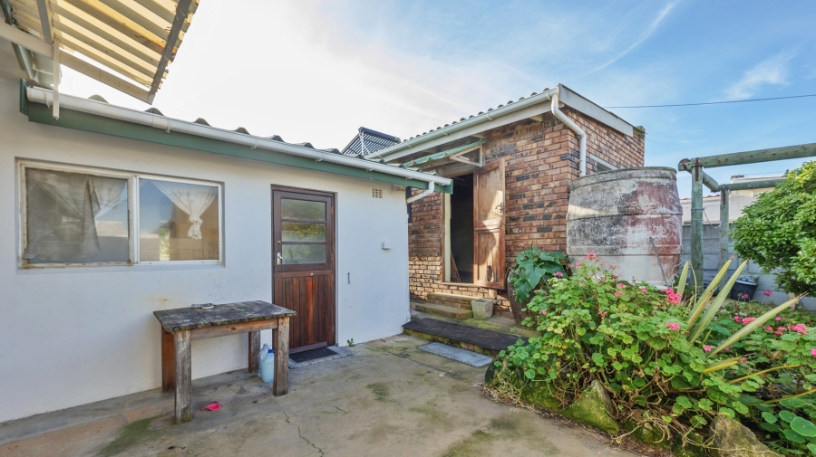 4 Bedroom Property for Sale in Agulhas Western Cape
